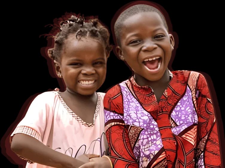 Enfants souriants soutenus par la fondation