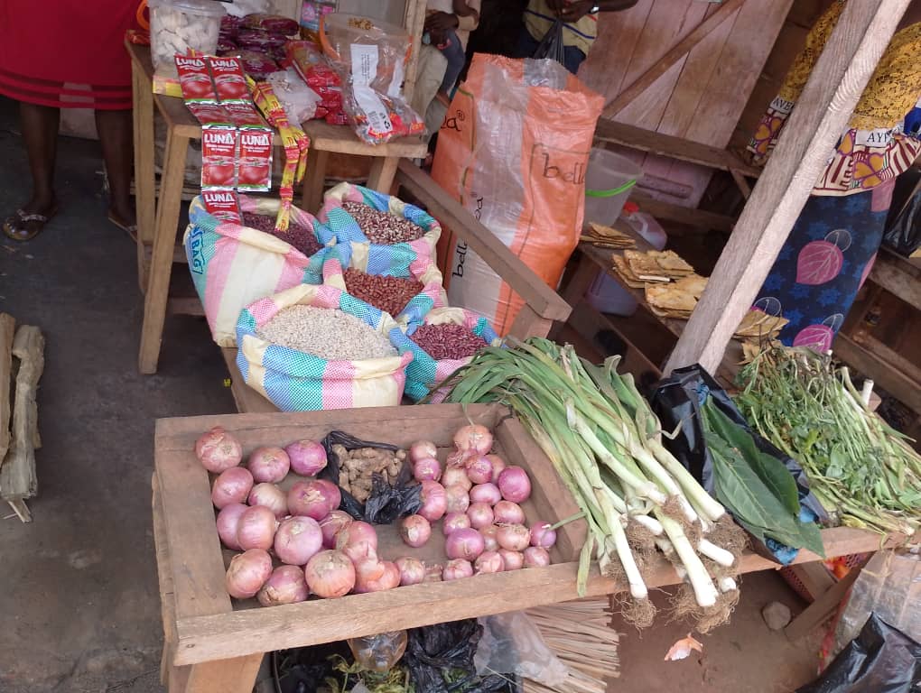 Empowerment market stand